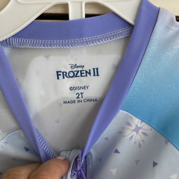 Disney Frozen 3 piece swim wear 2T - Picture 5 of 9